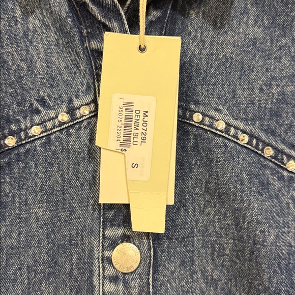 Miss Me Nashville Denim Jacket with Fringe - Picture 8 of 11